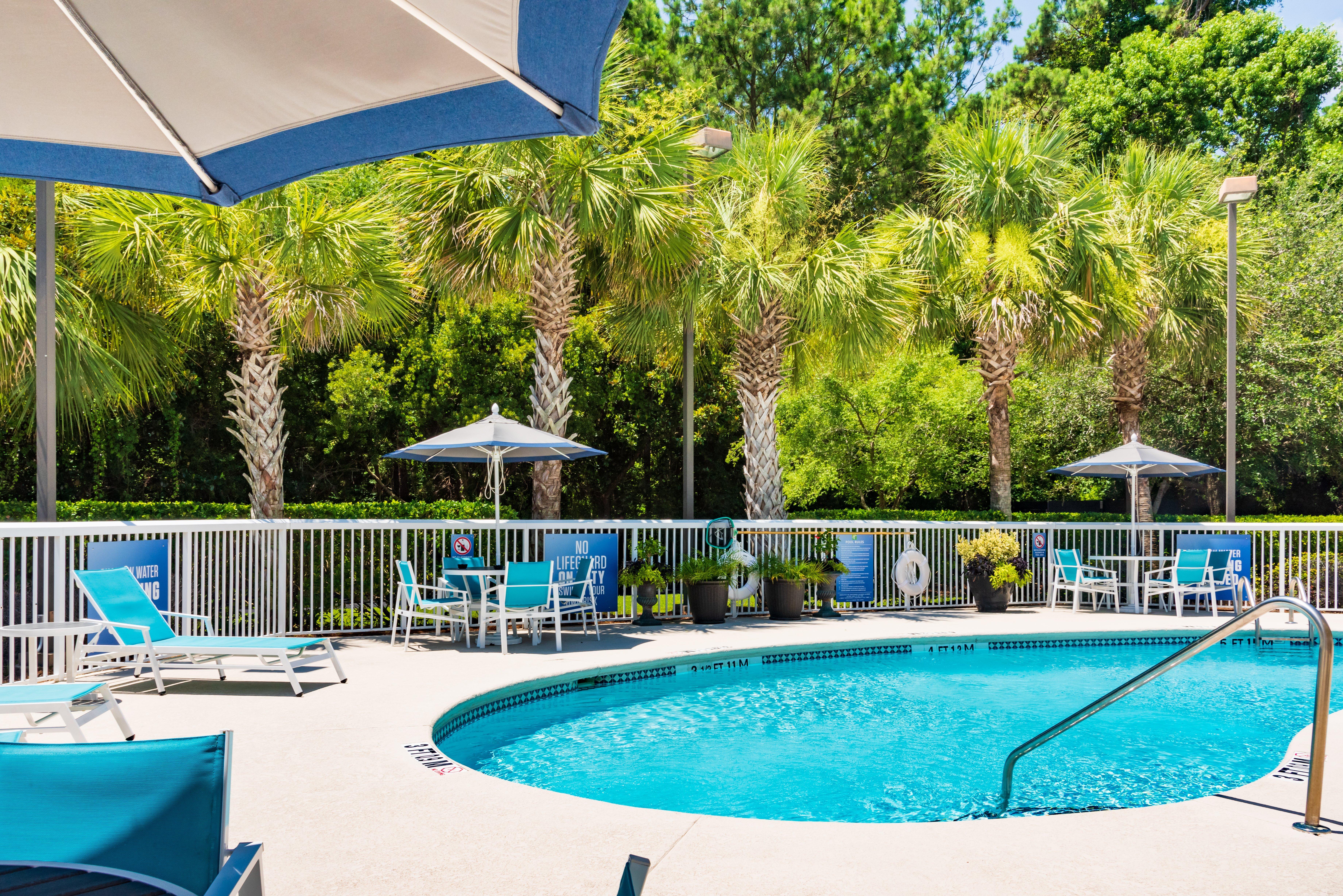 Holiday Inn Express Charleston Us Highway 17 & I-526 By Ihg Kültér fotó