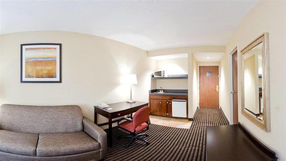 Holiday Inn Express Charleston Us Highway 17 & I-526 By Ihg Kültér fotó